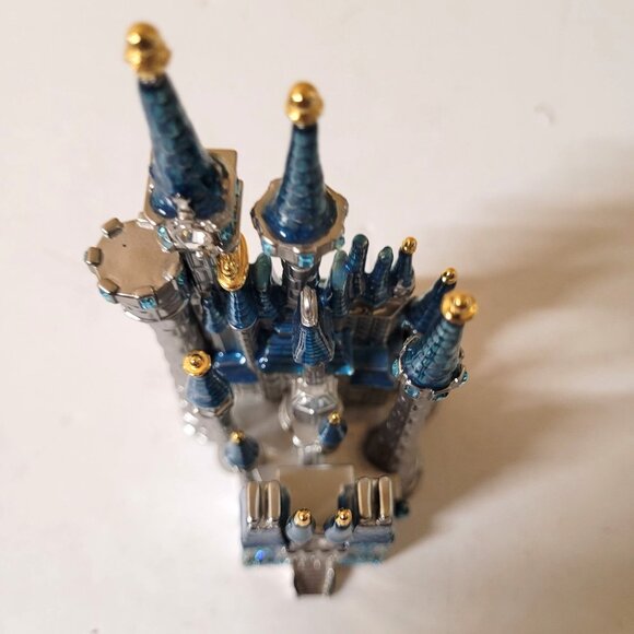 Hallmark Disney 2018 Cinderella Castle Metal Keepsake Ornament Christmas Tree - Picture 6 of 8